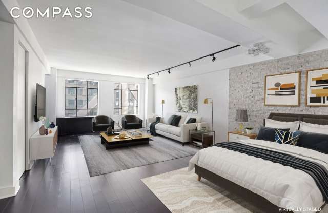 45 West 54th Street - 45 West 54th Street, New York City, NY 10019