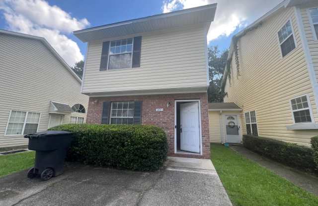 3051 Camelliawood Circle photos photos
