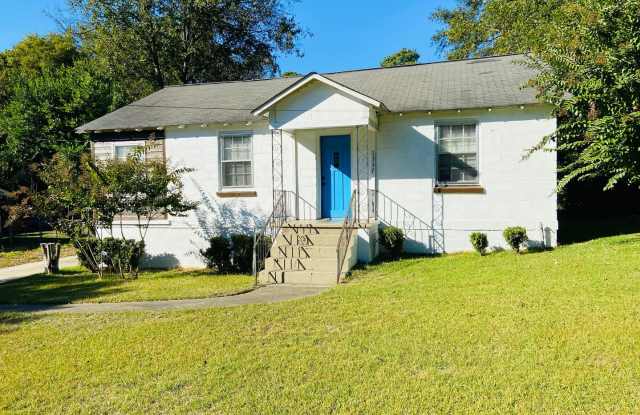 2 Bedroom/1 Bath - $875/Mo photos photos