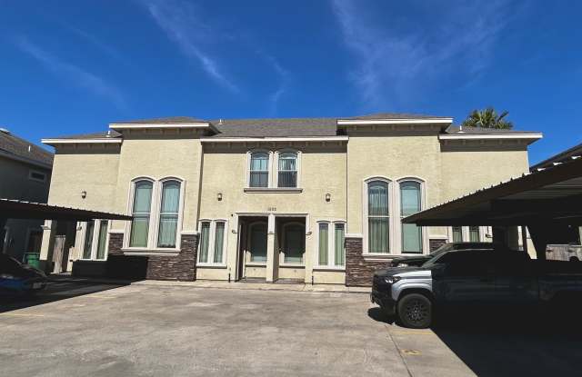 1502 West Fig Avenue photos photos