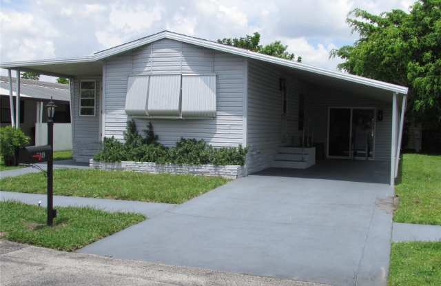 5249 NW 4TH Terrace Gallery 2