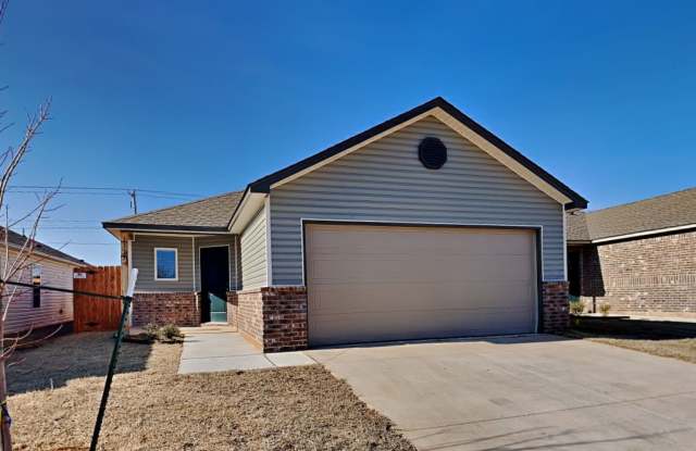 A Stunning and Spacious 4 Bedroom 2 Bath Home in Mustang School District photos photos A Stunning and Spacious 4 Bedroom 2 Bath Home in Mustang School District photos photos