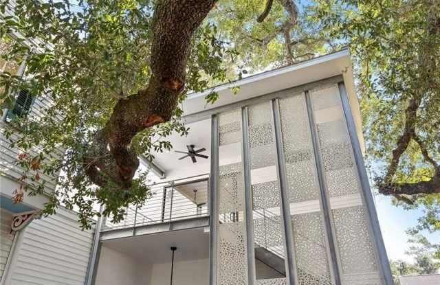 2458 BURGUNDY Street photos photos