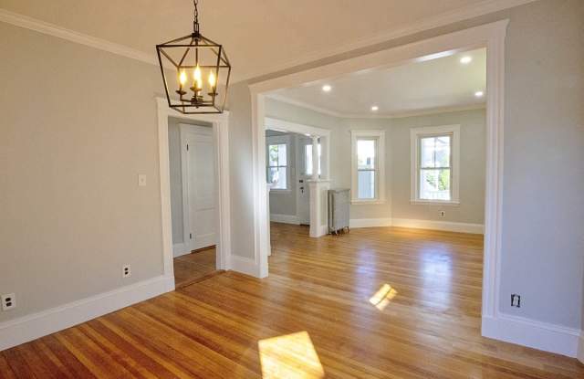22 Stanley Avenue Gallery 4