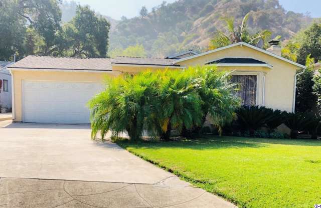 2204 E Glenoaks Boulevard - 2204 N Glenoaks Blvd, Glendale, CA 91206