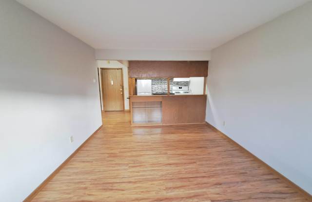 3428 Harriet Apartments photos photos
