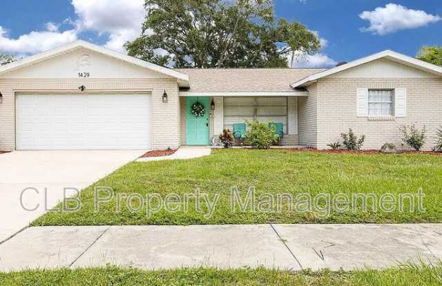1429 Edgewater Rd photos photos