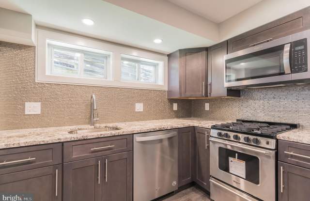 705 QUACKENBOS STREET NW photos photos