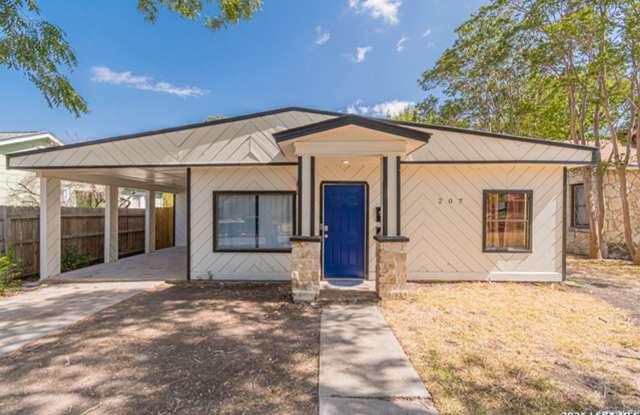 Stylish Updated 2 Bedroom for Rent! photos photos Stylish Updated 2 Bedroom for Rent! photos photos