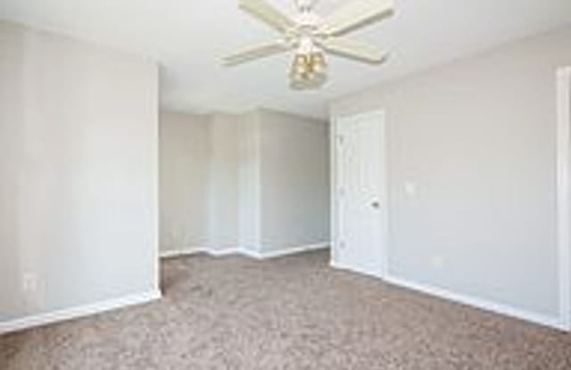 2641 Dwight Place Gallery 3