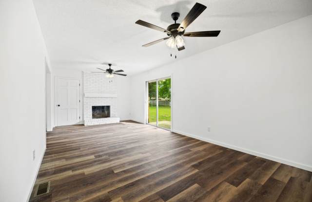 1317 Clover Lane Gallery 4