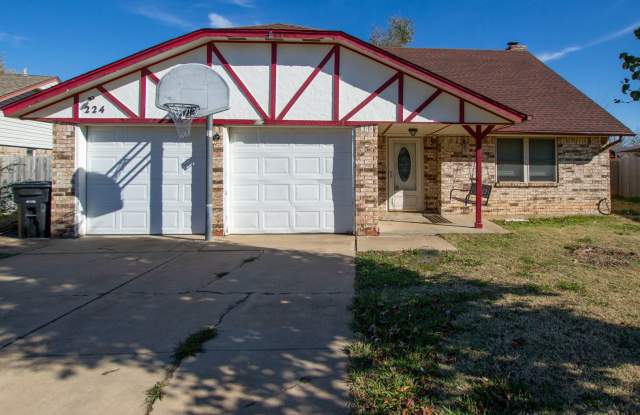 Gorgeous 4 Bed 2 Bath in Moore! photos photos Gorgeous 4 Bed 2 Bath in Moore! photos photos