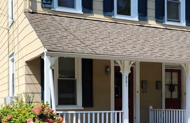 731 Berwyn Ave photos photos 731 Berwyn Ave photos photos