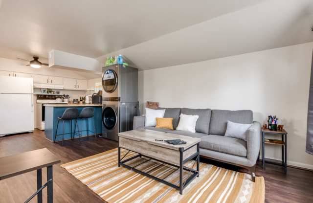 Pre-Leasing for the 27-28 School Year! - Well established neighborhood in prime location Gallery 4