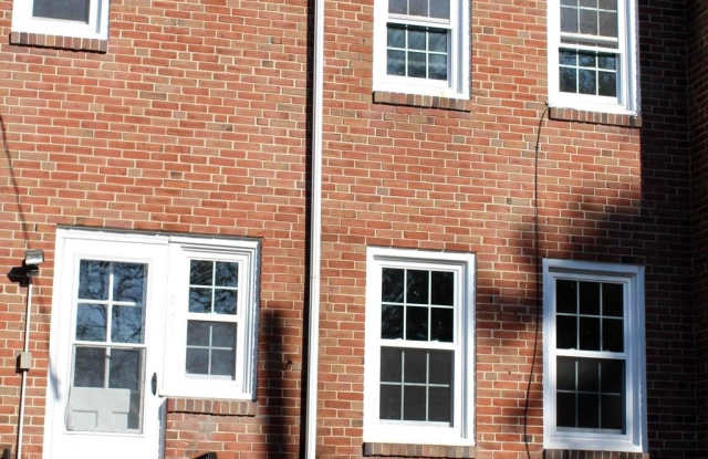 304 DIAMOND STREET Gallery 4