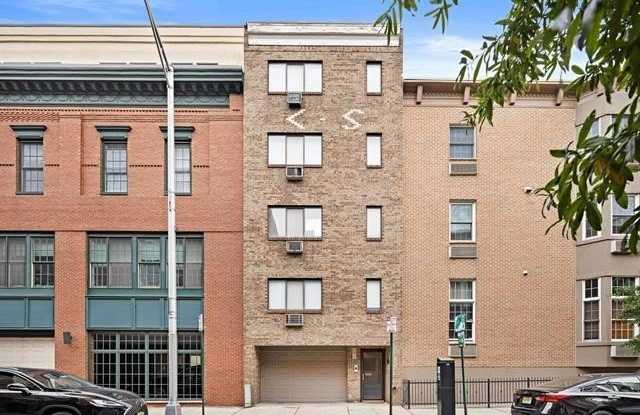 208 1ST ST photos photos