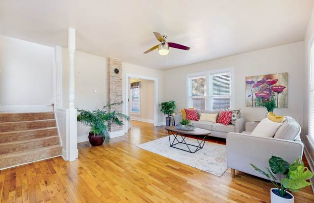 322 Maple Avenue Gallery 4