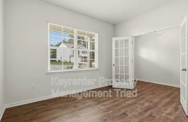 7448 Buckpasser Dr Gallery 4