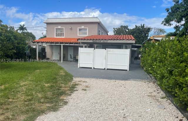 1865 NW 16th St photos photos