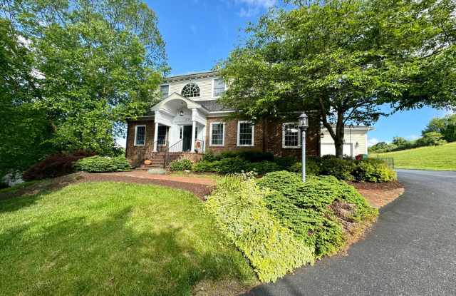 Wyatt Farms Home With Serene Views photos photos