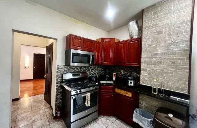 213 BEACON AVE photos photos