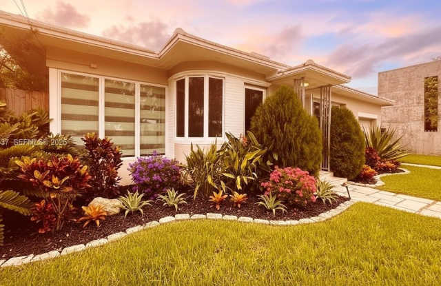 40 SW 30th Rd photos photos