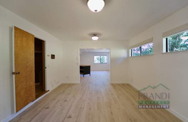 137 Maestro Rd Gallery 2