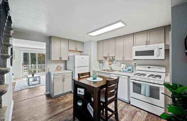 The Townhomes at River's Gate photos photos