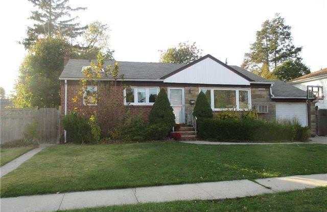 31 Evelyn Lane photos photos