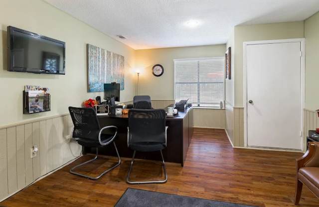 Townhouse Apartments Gallery 2