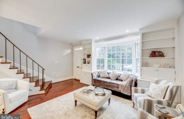 1656 32ND STREET NW Gallery 4