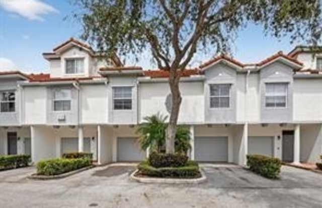 2058 ALTA MEADOWS Lane Gallery 2
