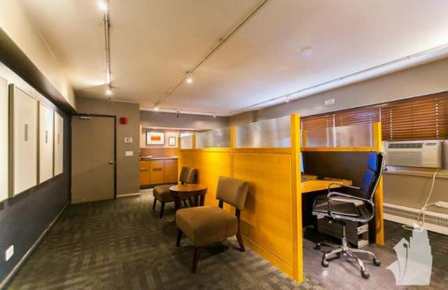 4960 North Marine Drive Gallery 3