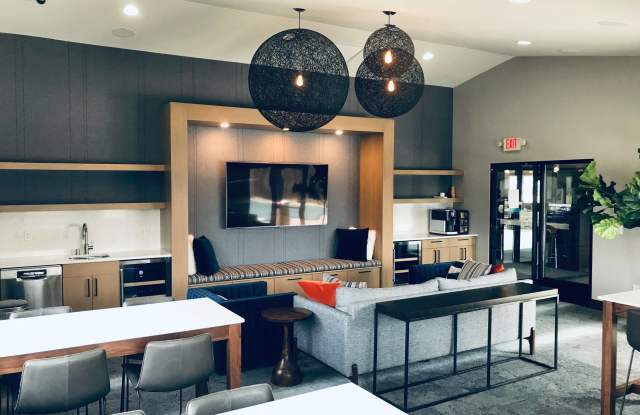 The Woodlands of Minnetonka Gallery 3