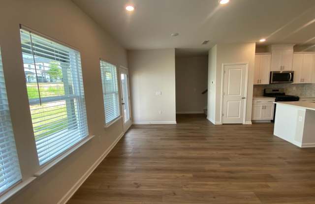 Charming 3BR Townhome in Snellville - 2568 Congaree Park, Snellville, GA 30078