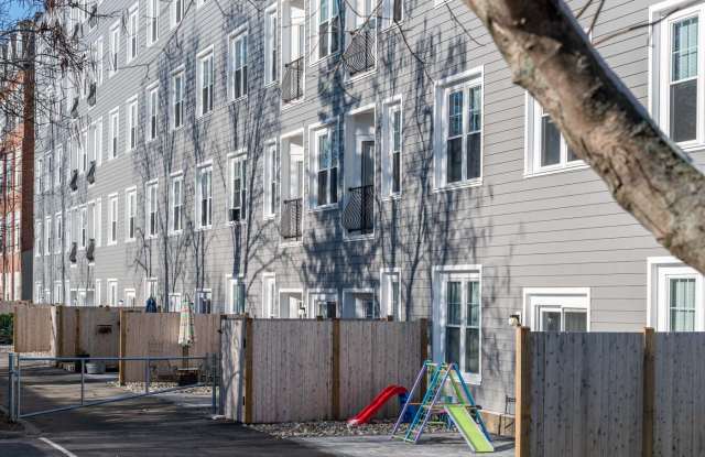 Townhouse Apartments Gallery 3