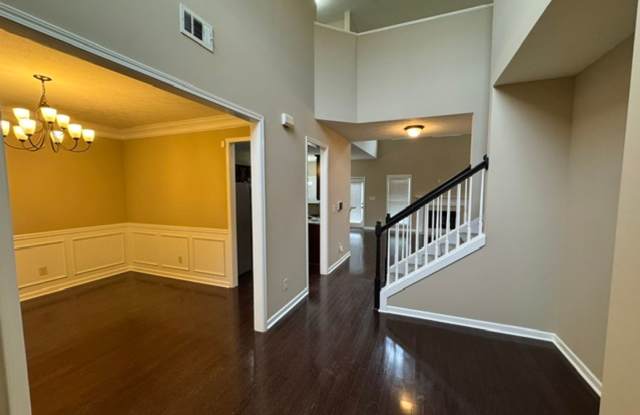105 Yellow Jacket Court Gallery 3