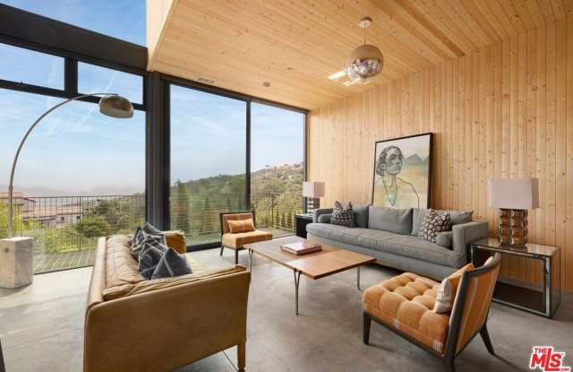 20485 Medley Ln photos photos