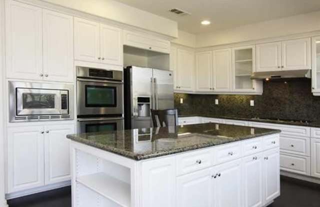 San Marcos 5Br Executive House 4.5 baths granite kitchen 3 car private fenced yard Avail Now TEXT 858-774-1574 Gallery 4