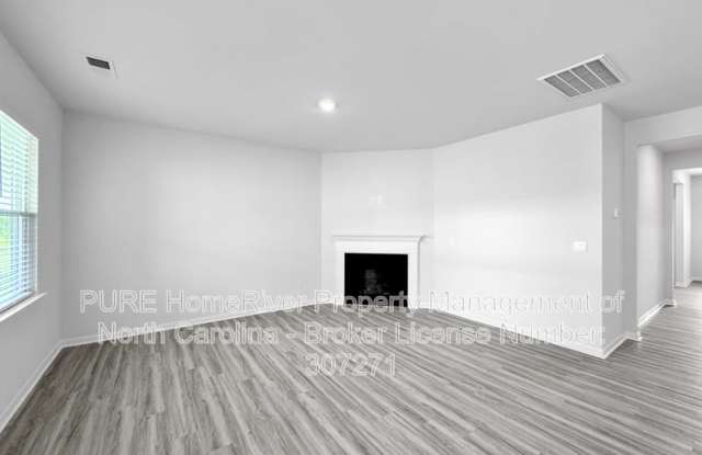 3952 Ashton Dr NW Gallery 2