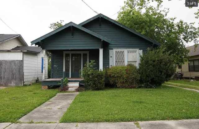 House For Rent - 1638 Corley St, Beaumont, TX 77701 photos photos