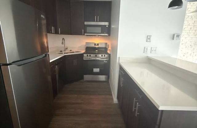Harney Street Apartments Gallery 1