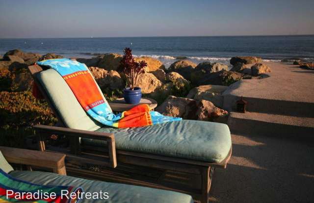 4347 Avenue Del Mar Gallery 3