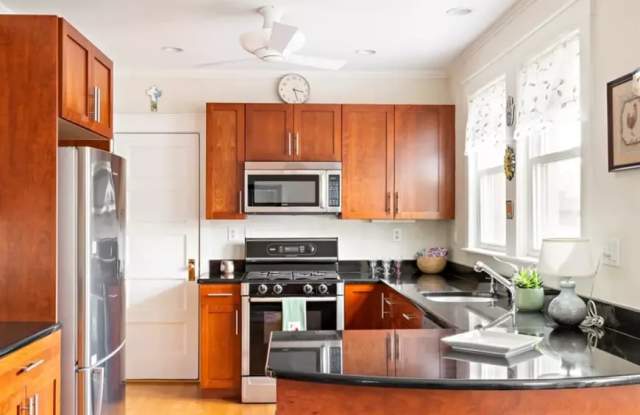 22 Centre St. photos photos