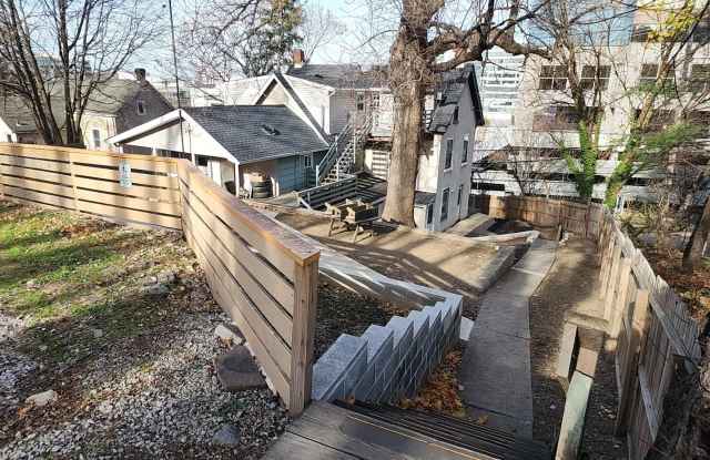 228 CRAWFORD AVENUE photos photos