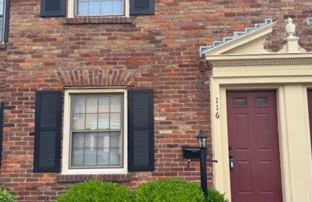 116 Hampton Court, Evansville, IN 47715 photos photos