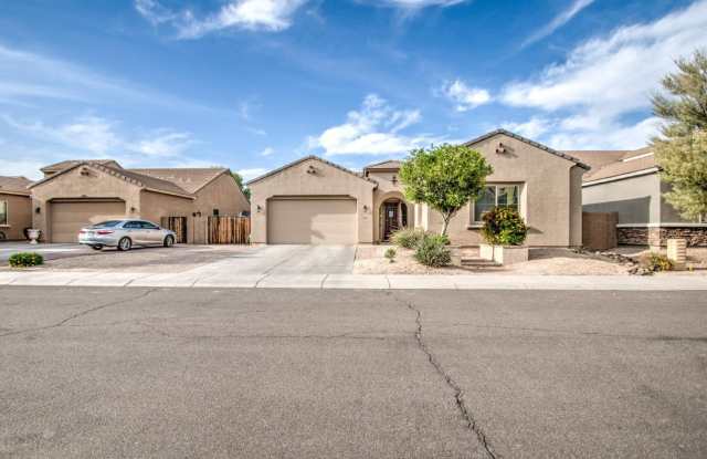 2552 E Redwood Place photos photos