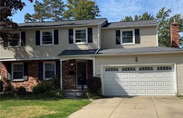 59 Laurie Lea photos photos 59 Laurie Lea photos photos