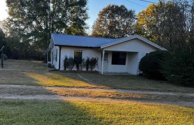 1738 Old Oxford Rd - 1738 Old Oxford Road, Marshall County, MS 38685