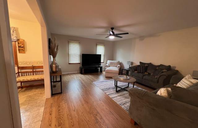 6 Gail Drive - 6 Gail Drive, Vincennes, IN 47591